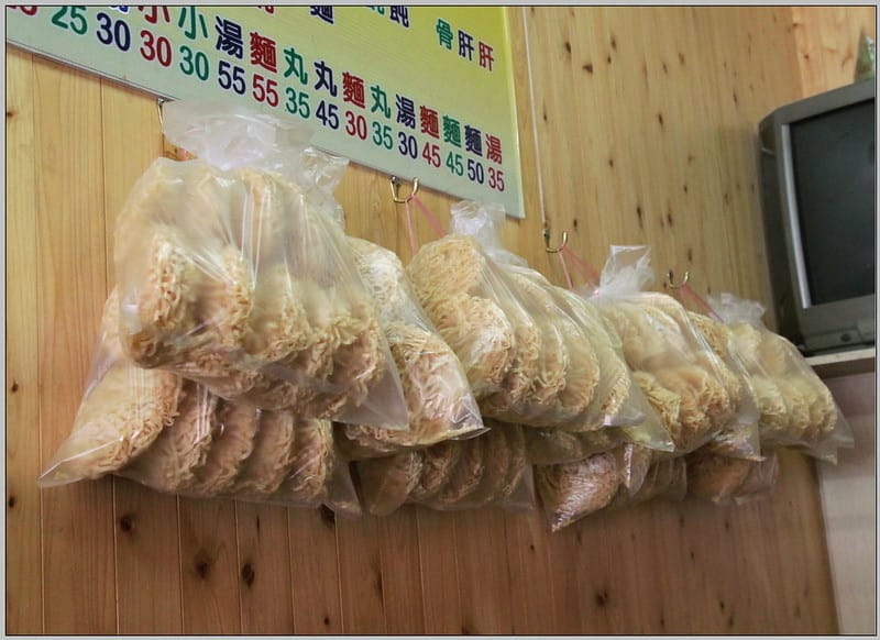 7 十六崁瓜仔雞麵 意麵