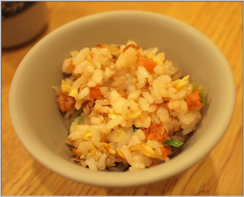 18 大手町 鮭魚炒飯