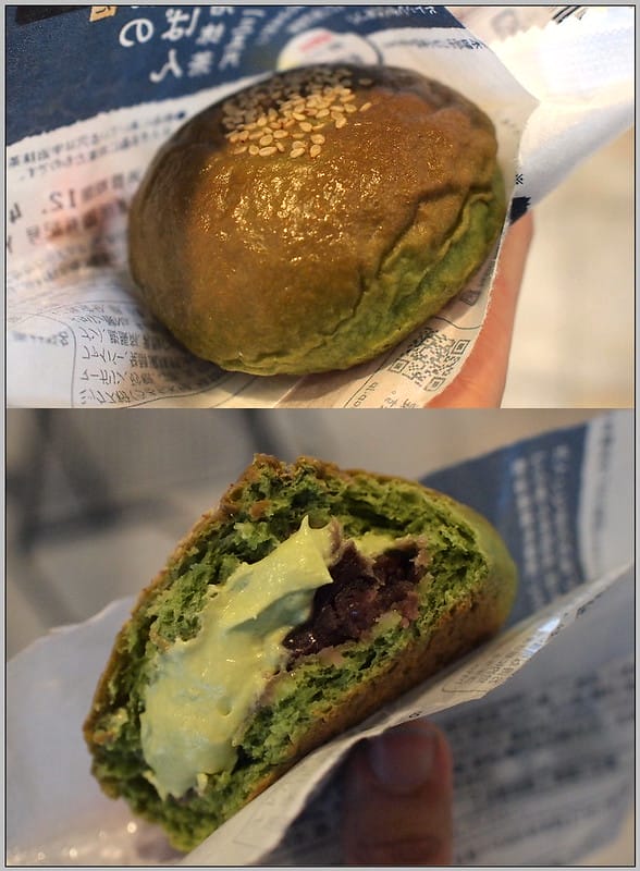 13 紅豆抹茶麵包