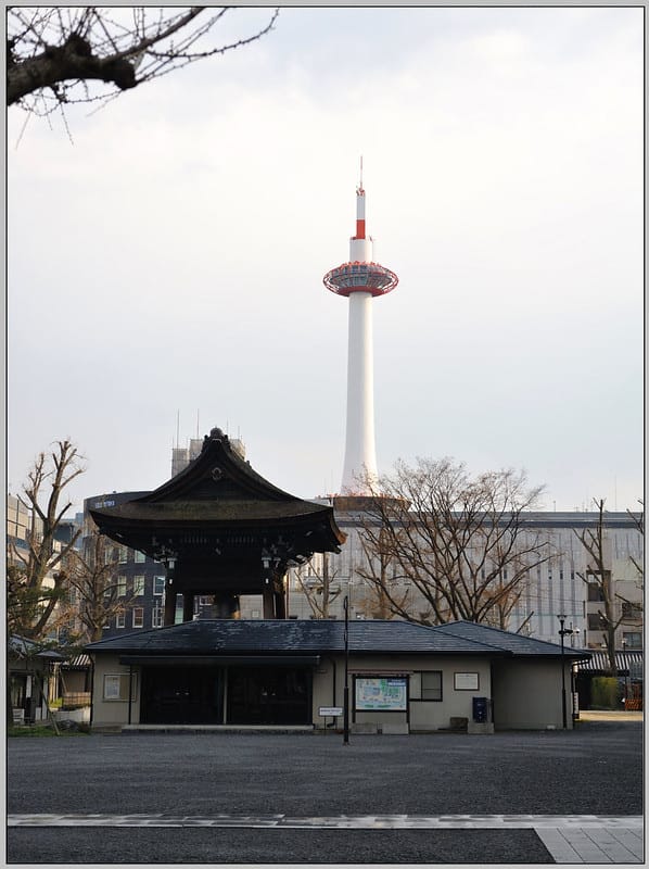 32 京都 東本願寺 鐘樓