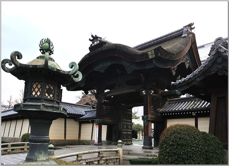 39 京都 東本願寺 阿彌陀堂門