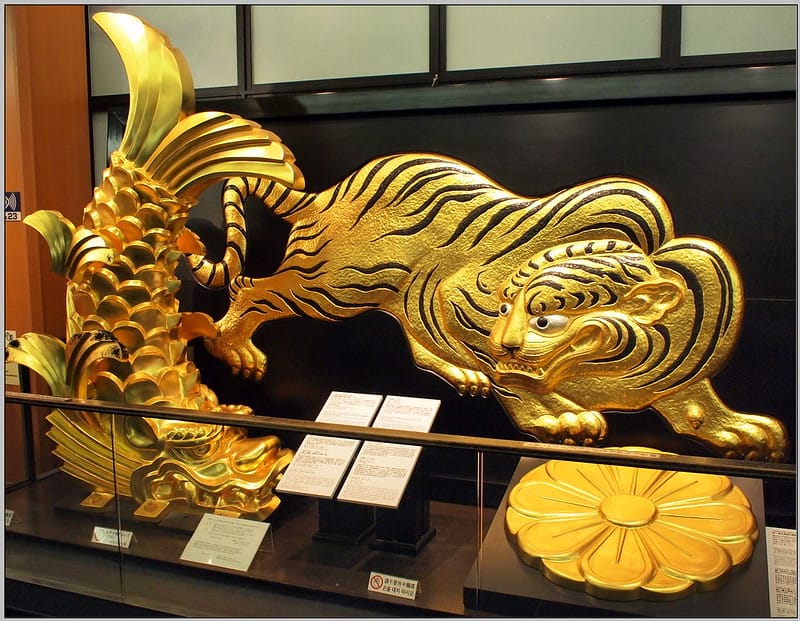 39 大阪城.天守閣 獸頭瓦、伏虎