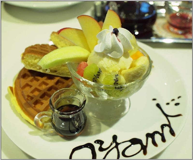 21 oyami 鮮果總匯鬆餅