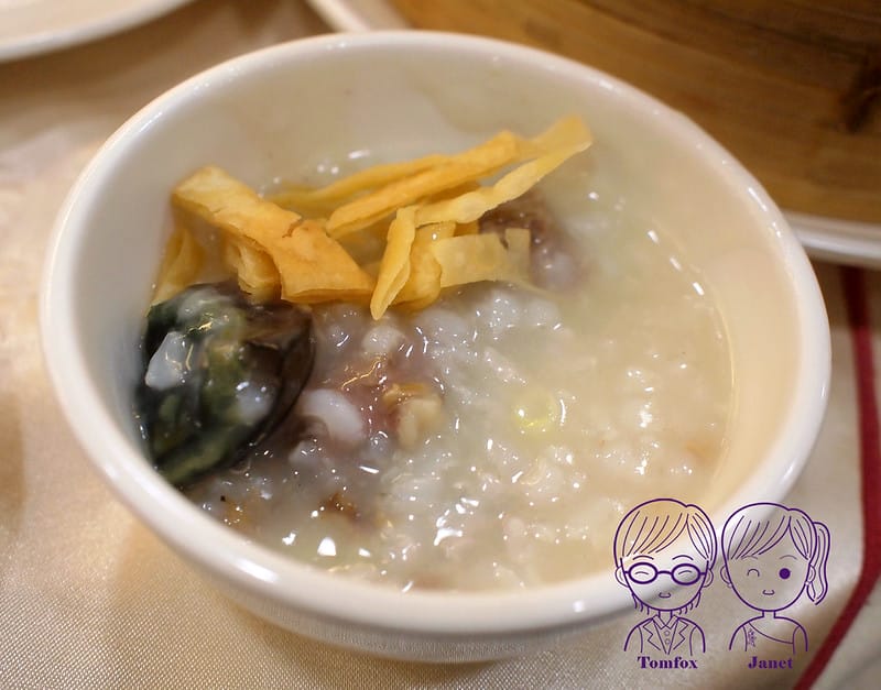 6 龍都酒樓 皮蛋鴨骨粥