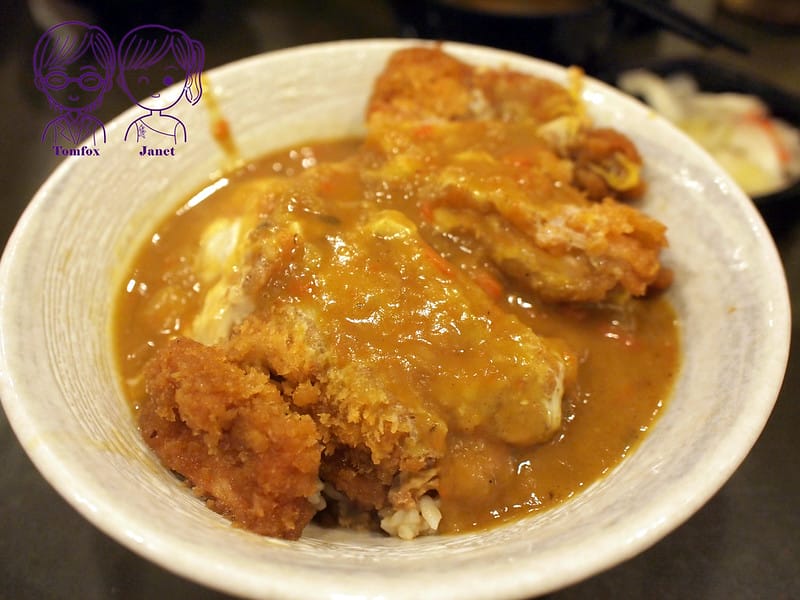 40 咕嚕咕嚕 咖哩蓋雞排丼