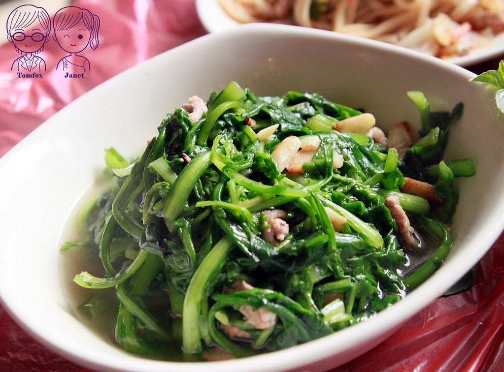 17 冠宸食館 炒山茼蒿