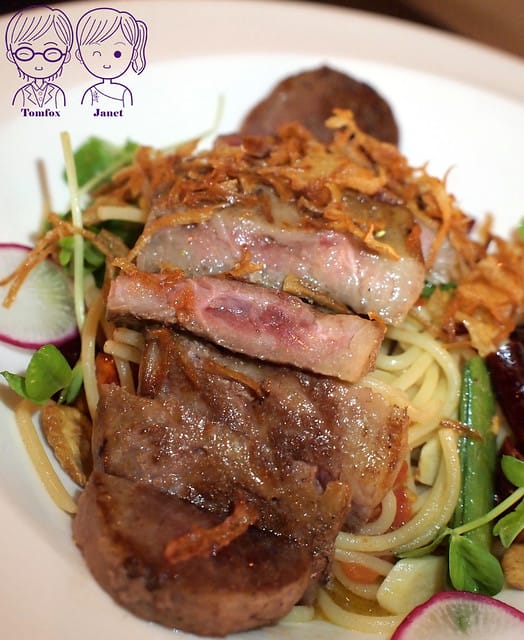 35 Oops Kitchen 蒜香橄欖油清炒牛嫩肩義麵