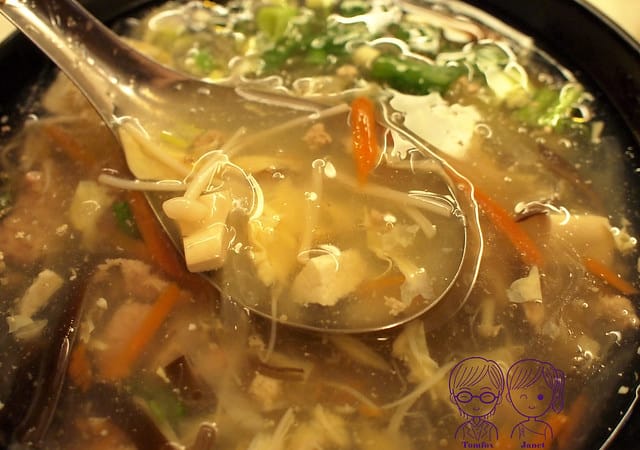28 八廚 酸辣湯