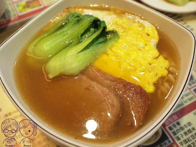 23 Hong Kong 茶水攤 餐肉煎蛋公仔麵