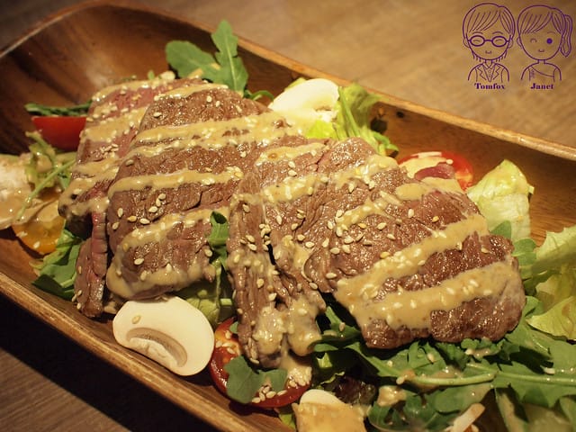 33 樂慕亞 Le Meilleur 燻烤冷肉盤芝麻葉生菜沙拉(有機)