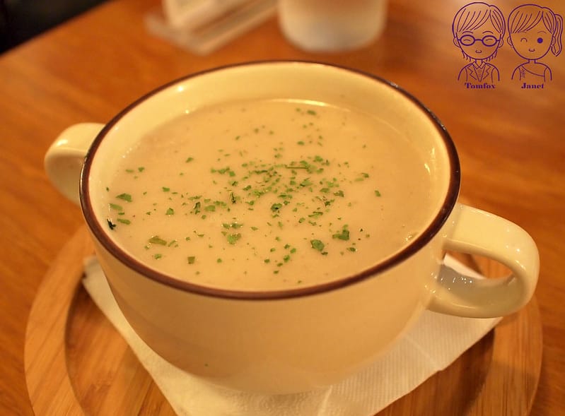 26 Campus Cafe 主廚特製蘑菇濃湯