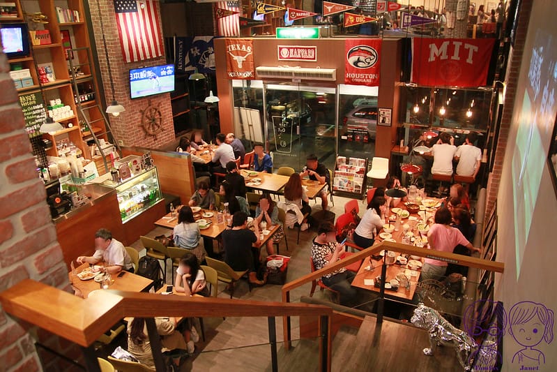 2 Campus Cafe 1F