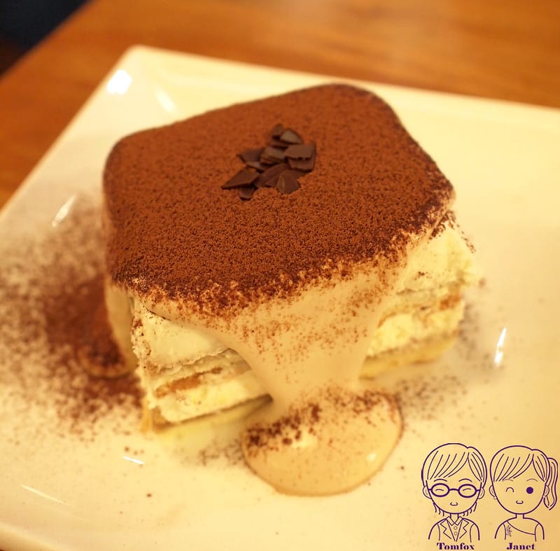 44 Campus Cafe 提拉米蘇