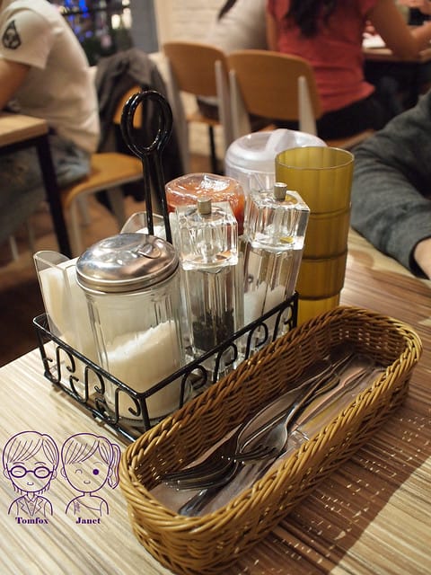 7 JB's Diner