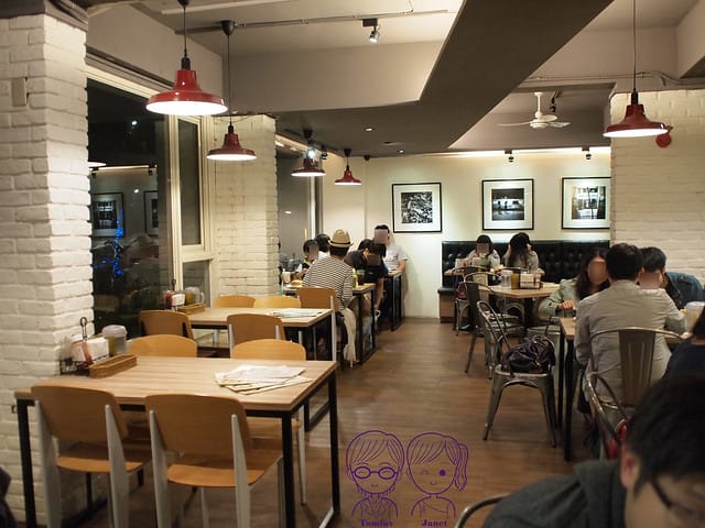 3 JB's Diner