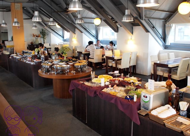 25 華閣溫泉飯店 中西式自助早餐