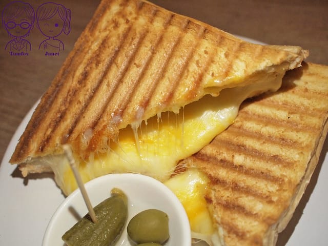 26 Chelsea's 三重起司帕尼尼