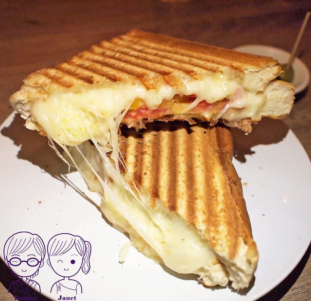 37 Chelsea's 蔬菜起司帕尼尼