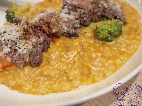 23 omo 咖哩牛嫩肩燉飯