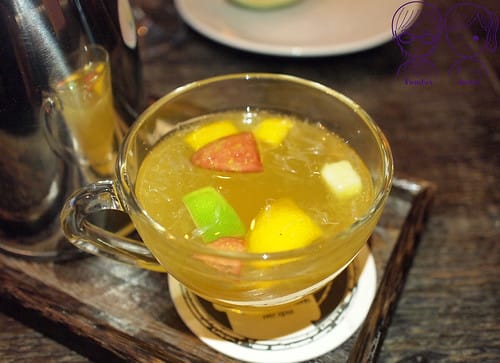 44 Nola Kitchen 蜂蜜鮮果茶(H)