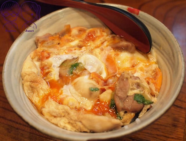 19 鳥つね自然洞 特上親子丼