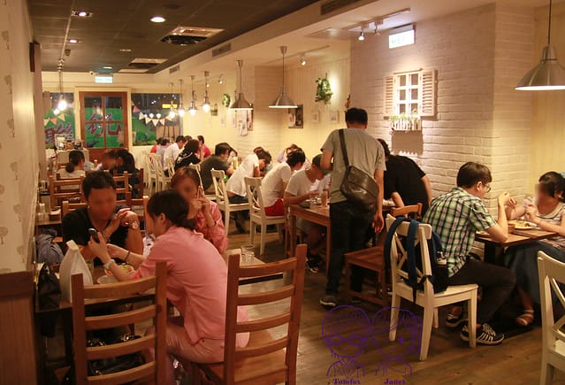 5 蘑菇森林義大利麵坊 用餐空間