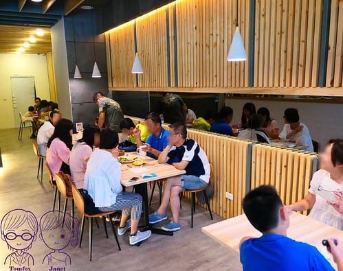 4 秘食早午餐-林口店 內用空間