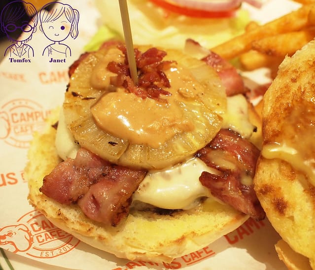 台北 -《CAMPUS CAFE-忠孝店》輕鬆學院風 聚餐餐 46 CAMPUS CAFE-忠孝店 火焰鳳梨花生起司培根漢堡
