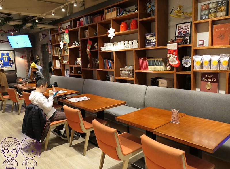 台北 -《CAMPUS CAFE-忠孝店》輕鬆學院風 聚餐餐 13 CAMPUS CAFE-忠孝店 用餐空間