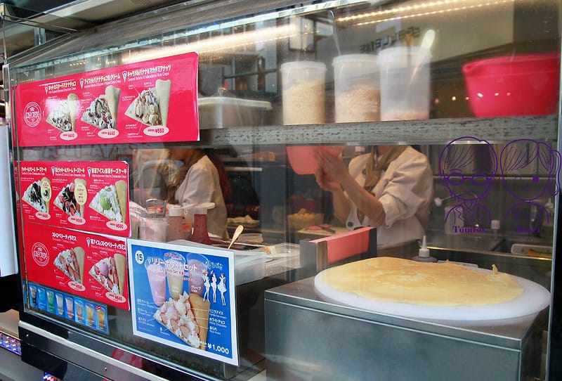 13 原宿竹下通 CAFÉ CREPE Strawberry House