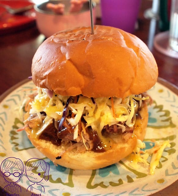 48 Ed's Diner 手撕豬肉漢堡