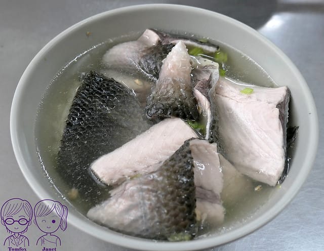 19 王氏魚皮店 魚皮粥
