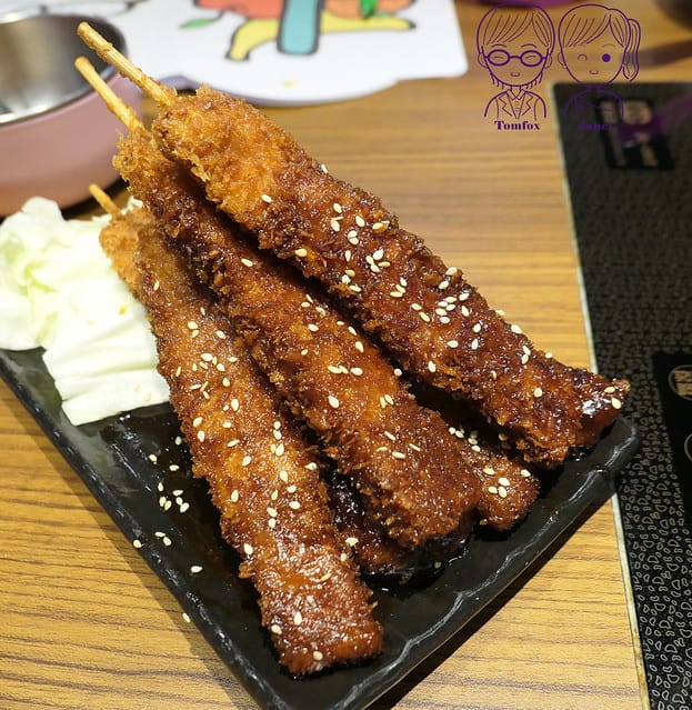 38 Akakara 赤から鍋(信義ATT店) 味噌炸串