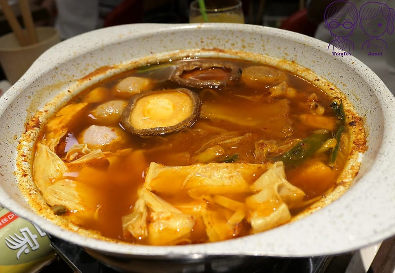51 Akakara 赤から鍋(信義ATT店) 赤から鍋 火鍋料