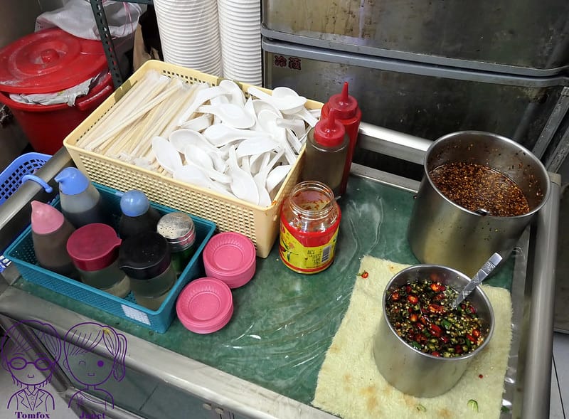 8 李家麵館刀削麵 醬料