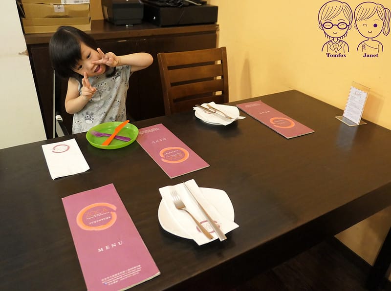 8 Zoca Pizza佐佧義式窯烤披薩屋 用餐環境 暄