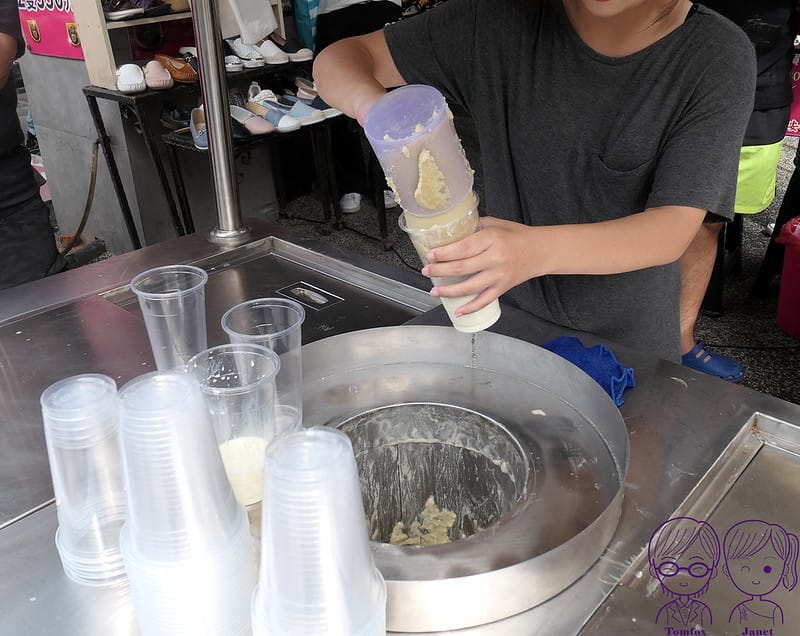 6 卉羚綠豆沙牛乳專賣店