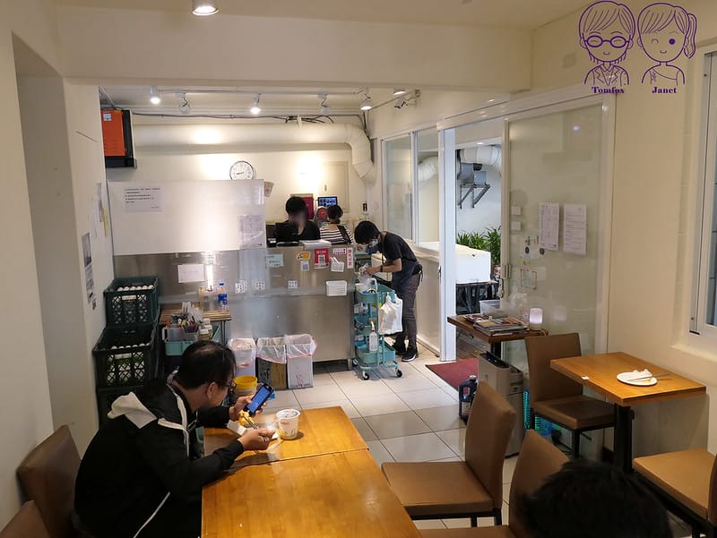 6 穩穩早餐店 座位