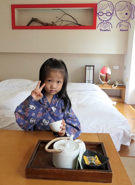 11 華閣溫泉飯店 和風雙人房 和式輕便服