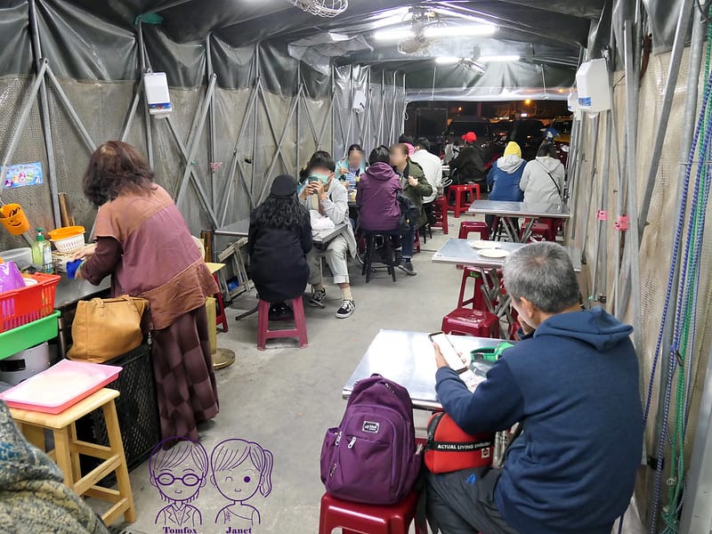 9 東大門夜市 強蛋餅 內用座位