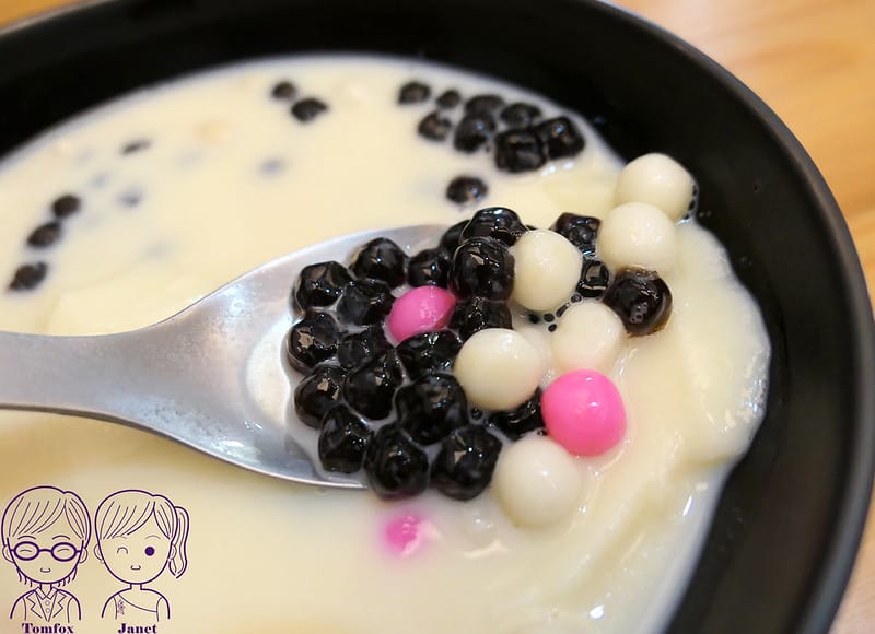 15 黑何子仙草專職鋪 豆漿豆花