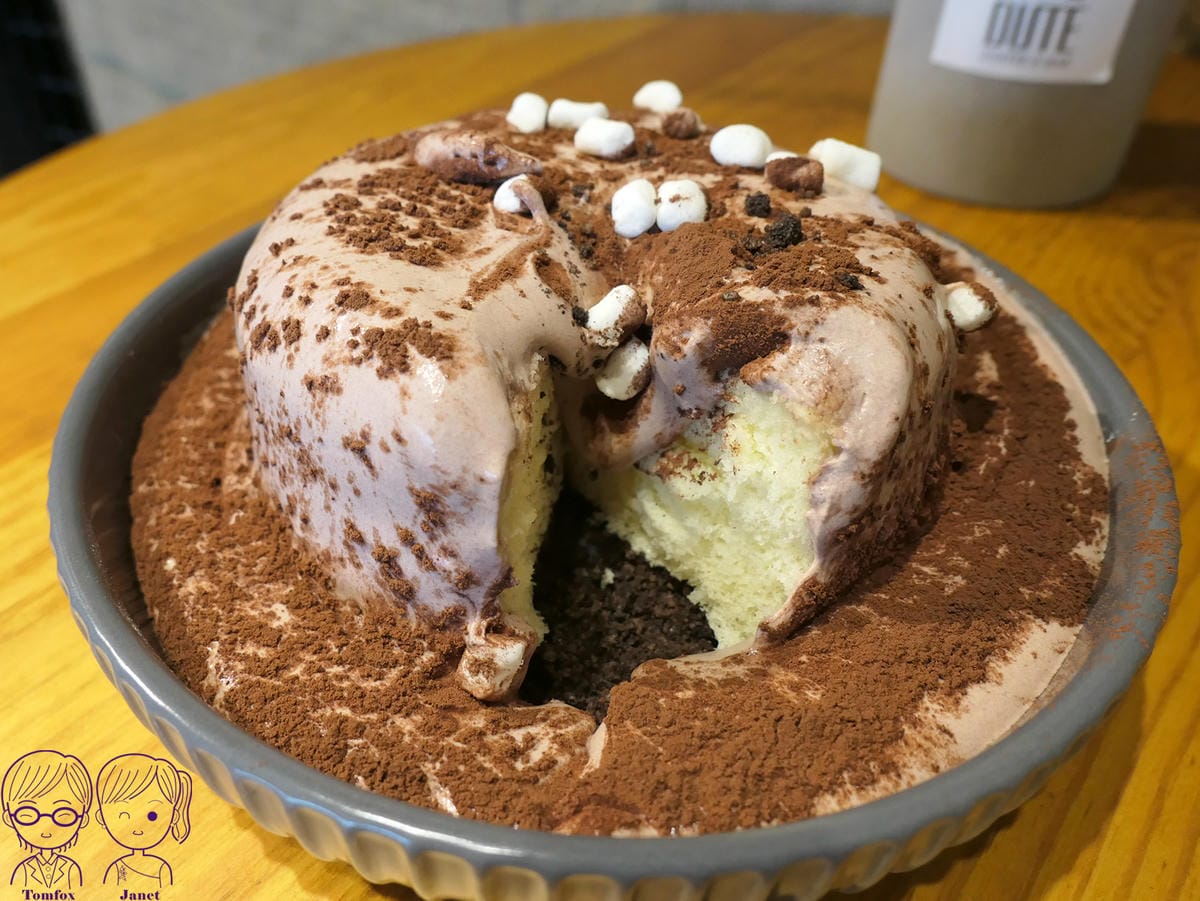 33 DUTE coffee%26;bar 雪崩蛋糕.最後的巧克力.jpg