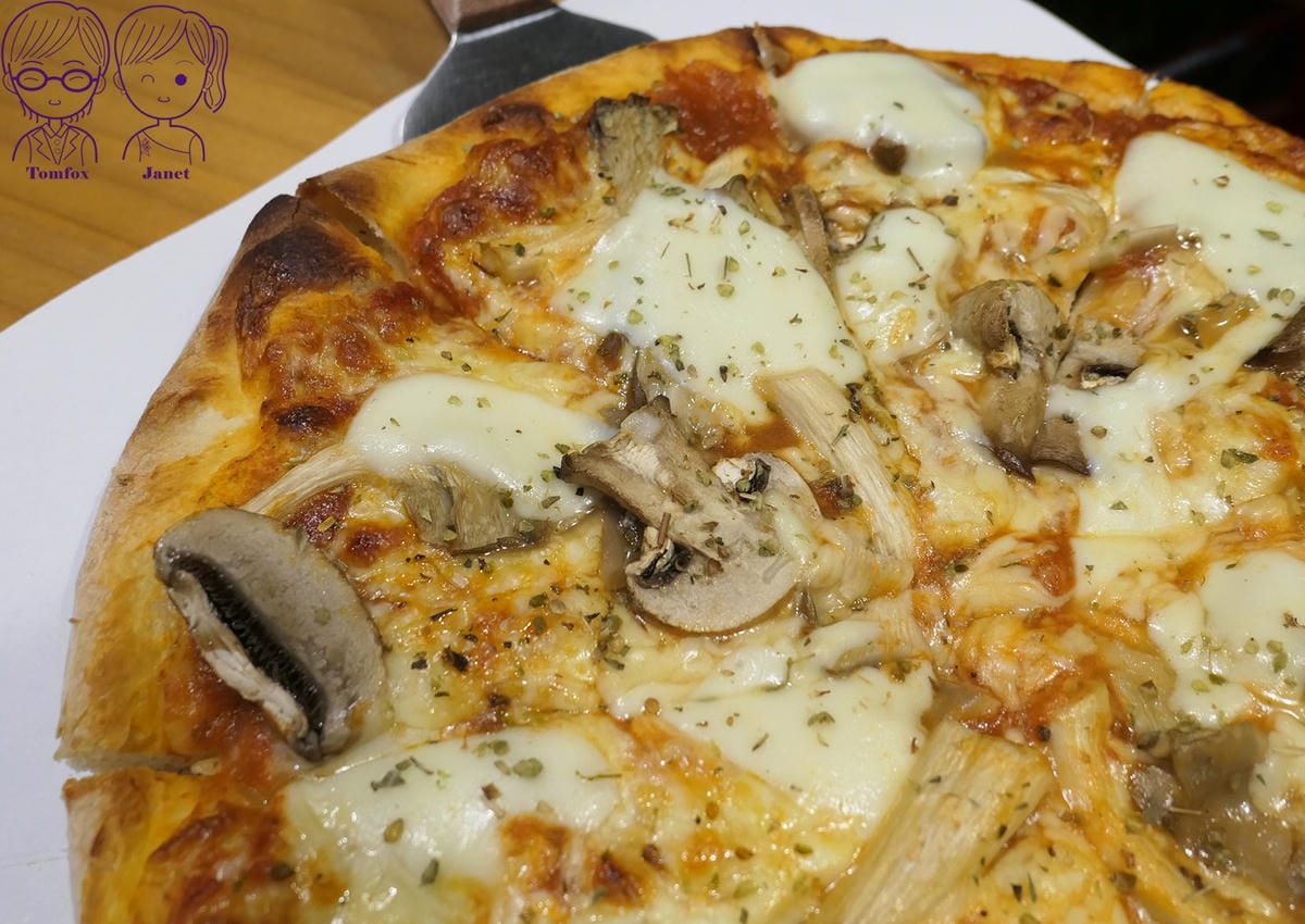 26 小島廚房 森林野菇Pizza.jpg