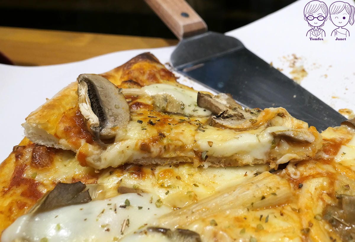 27 小島廚房 森林野菇Pizza.jpg
