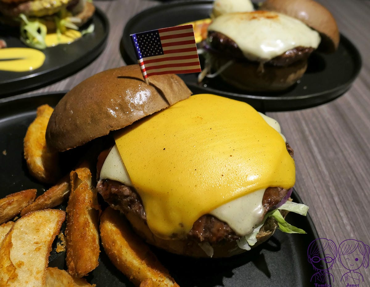 29 HAH Burger 雙重起司牛肉堡.jpg