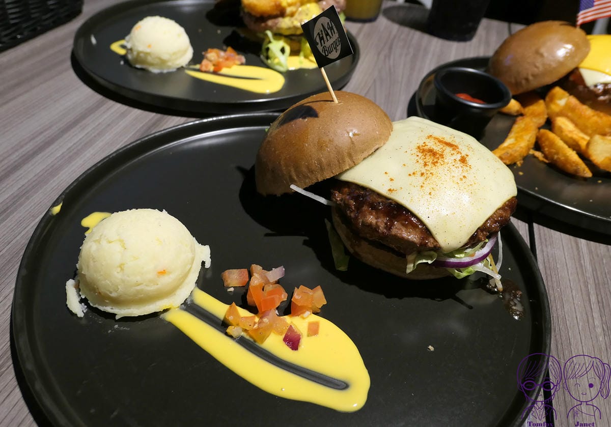 24 HAH Burger JD(Jack Daniel%5Cs)牛肉堡.jpg