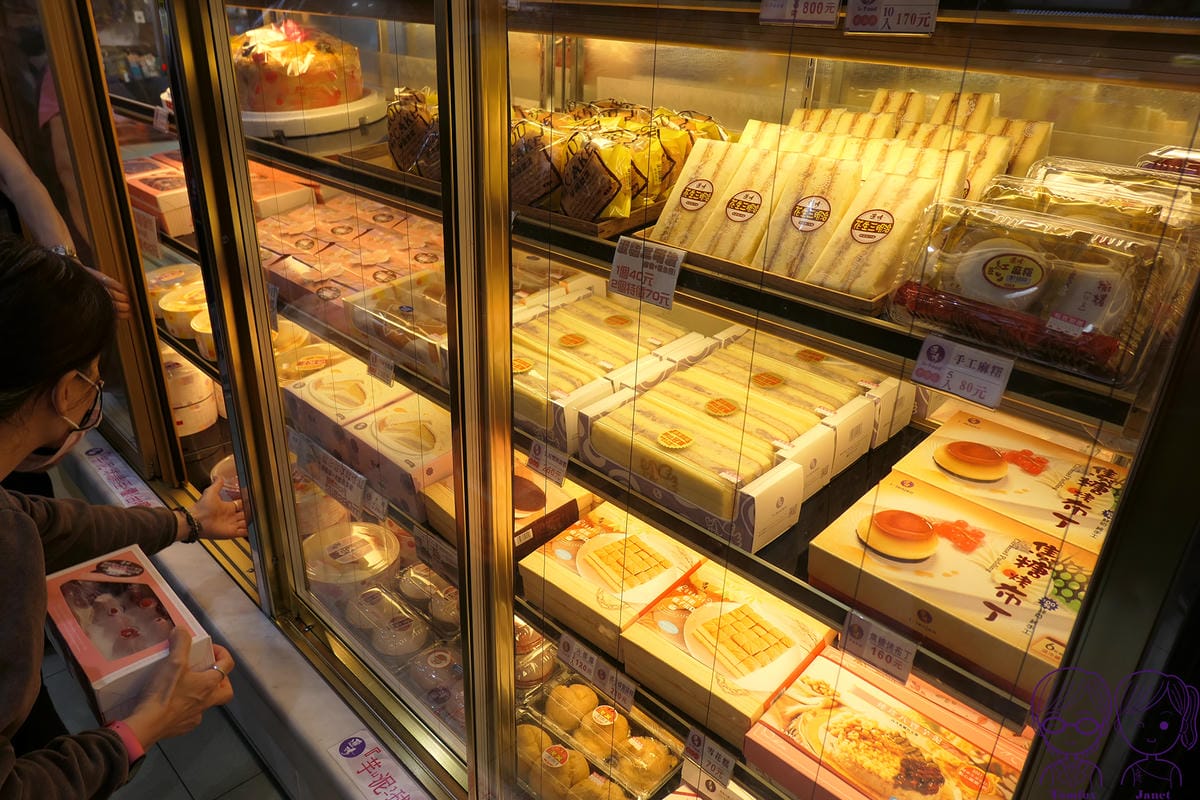 12 連珍糕餅店 冷藏櫃.jpg