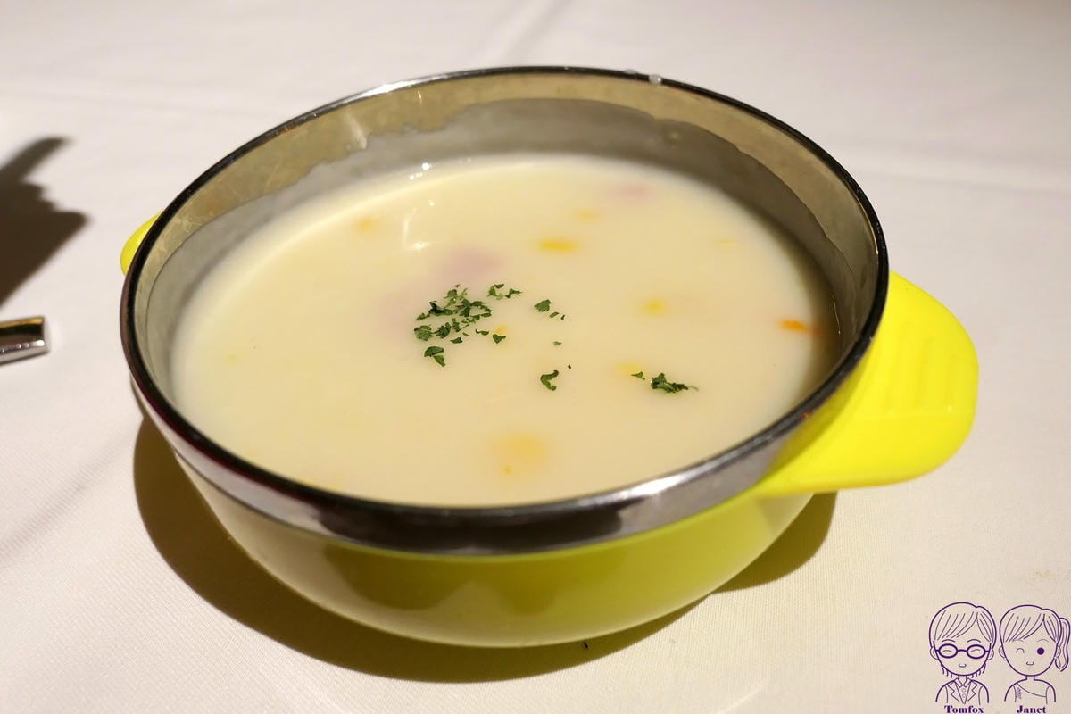 22 王品牛排 玉米濃湯.jpg