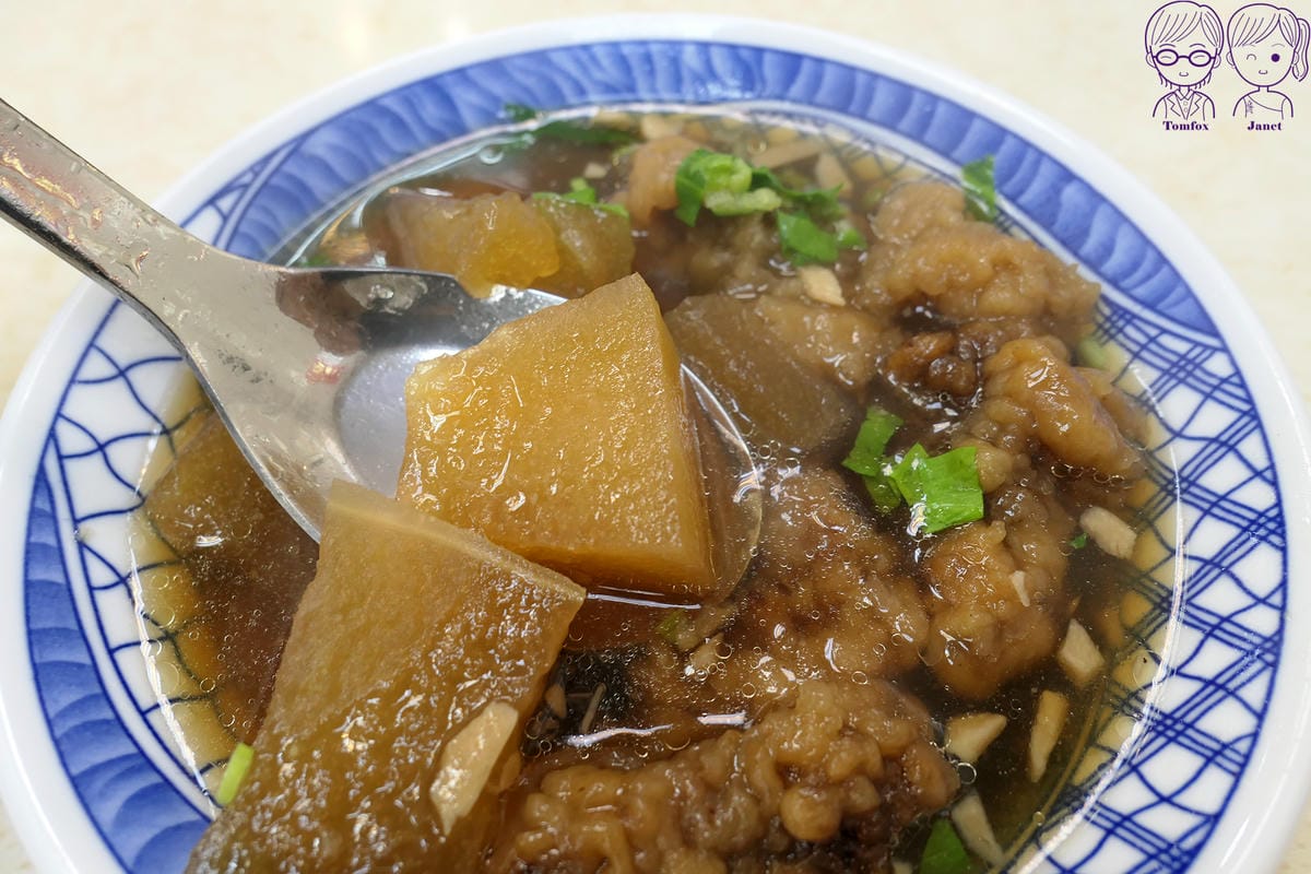 16 圓環邊蚵仔煎 排骨酥湯.jpg