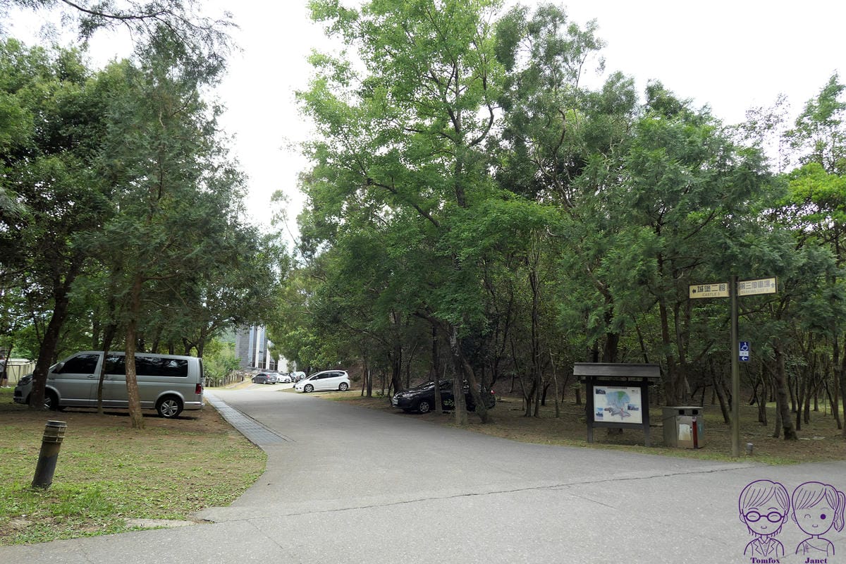 5 伯朗咖啡館 頭城城堡咖啡 免費停車場.jpg